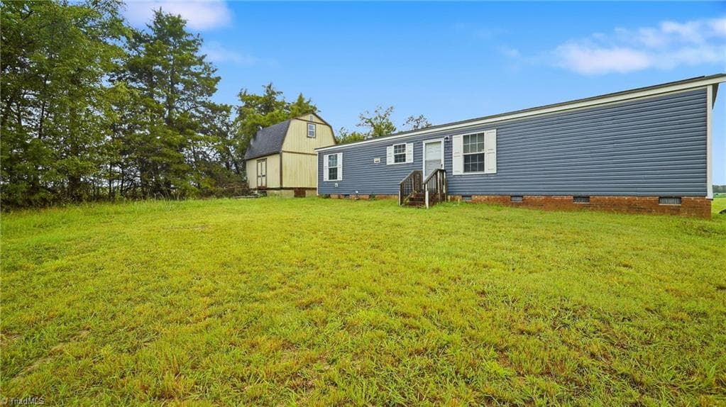 Manufactured Home at 692 Topnot Road, Yanceyville NC 27379, photo 5 of 25