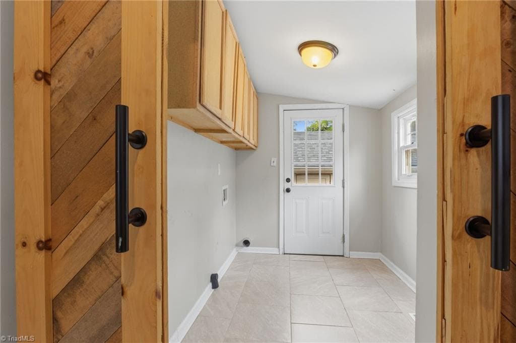 Stick/Site Built at 4326 Stokesdale Avenue, Winston-Salem NC 27101, Winston-Salem, photo 33 of 44