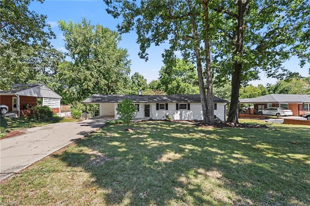 Stick/Site Built at 1019 Redding Road, Asheboro NC 27203, photo 4 of 28