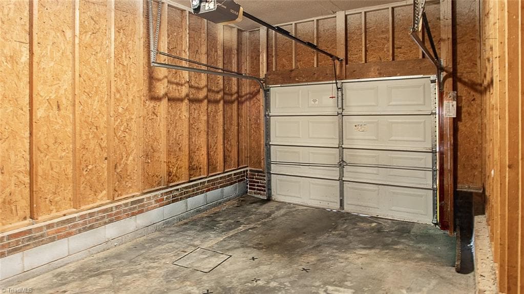 Stick/Site Built at 6 Prestbury Court, Greensboro NC 27455, photo 23 of 23