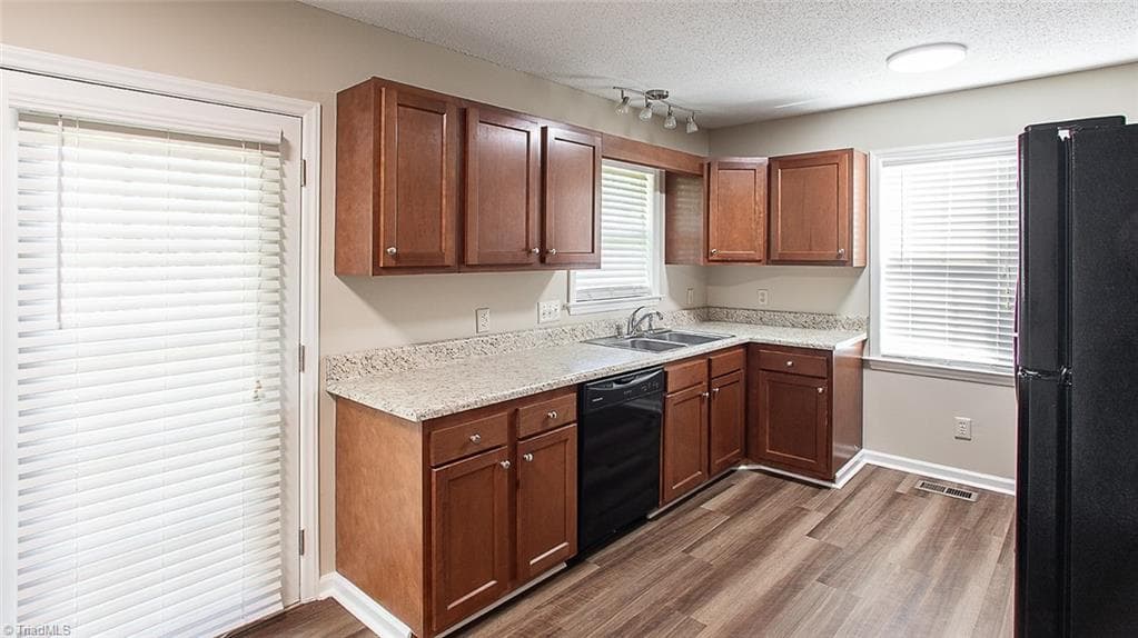 Stick/Site Built at 6 Prestbury Court, Greensboro NC 27455, photo 7 of 23
