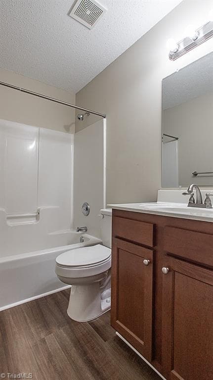 Stick/Site Built at 6 Prestbury Court, Greensboro NC 27455, photo 20 of 23