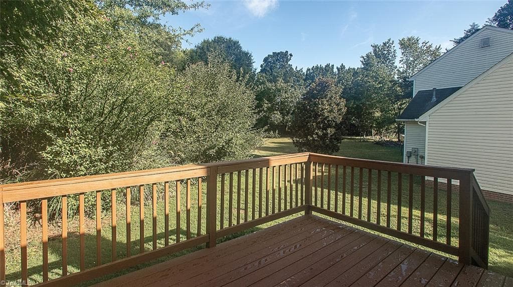 Stick/Site Built at 6 Prestbury Court, Greensboro NC 27455, photo 4 of 23