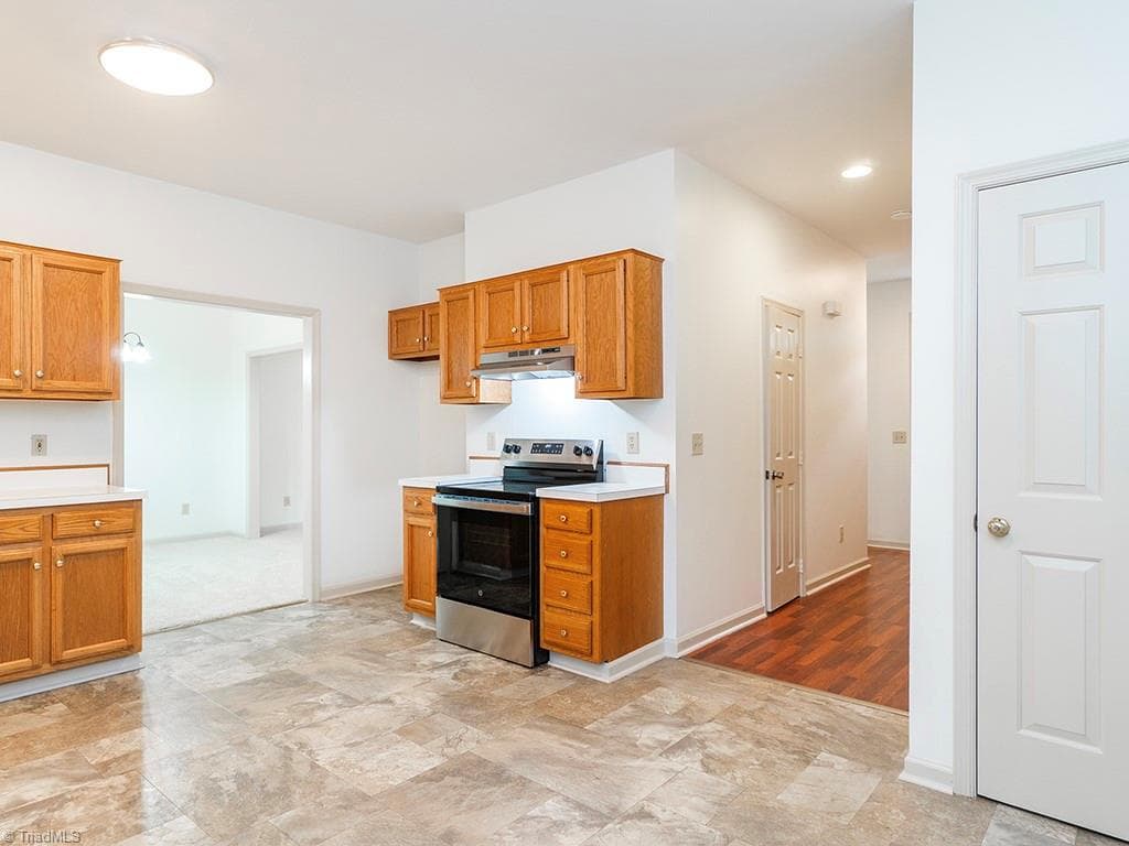 Stick/Site Built at 6202 Millwright Court, Greensboro NC 27410, photo 17 of 41