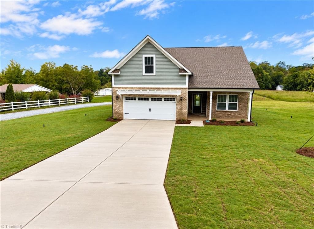 5158 Paramount Road # 1062, Pfafftown NC 27040