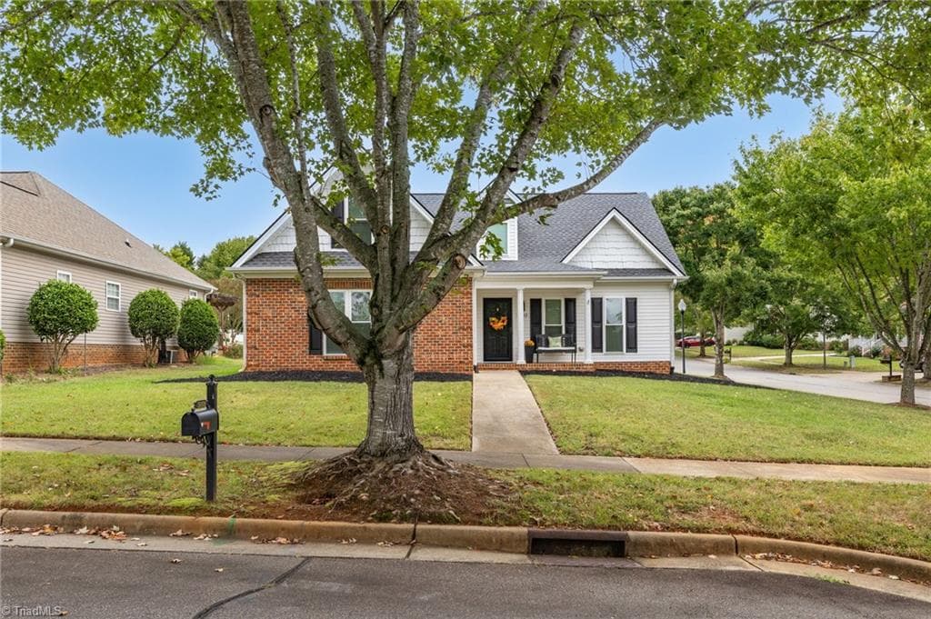 Stick/Site Built at 5803 Willowdale Drive, Pfafftown NC 27040, Pfafftown, photo 2 of 34