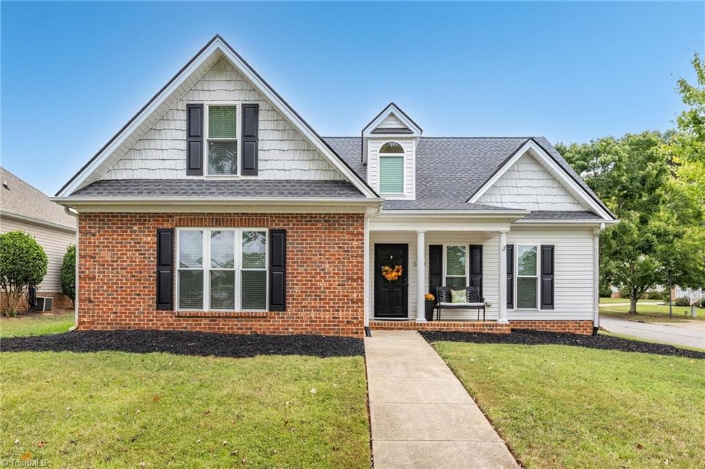 5803 Willowdale Drive, Pfafftown NC 27040