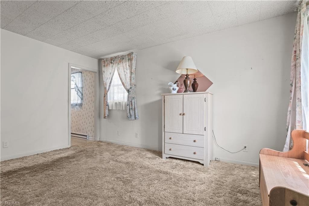 Stick/Site Built at 1402 Clegg Street, Greensboro NC 27407, photo 4 of 28