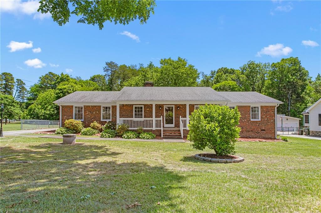 1244 Lawndale Road, Graham NC 27253
