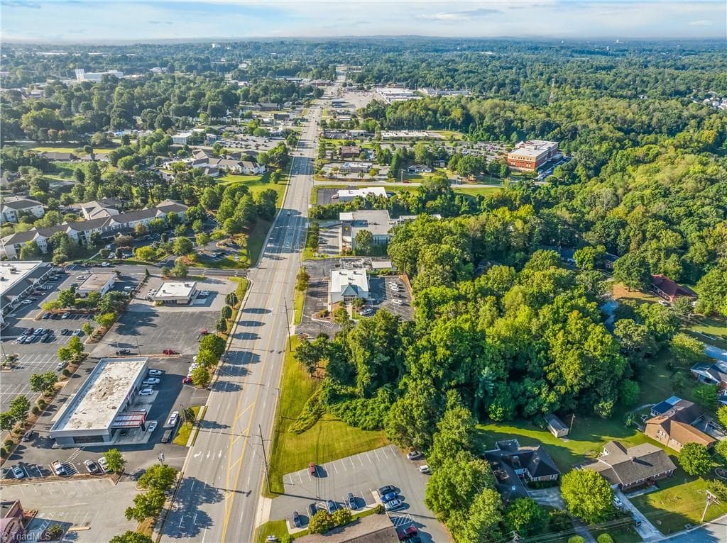 Commercial at 1702 Westchester Drive, High Point NC 27262, photo 7 of 13