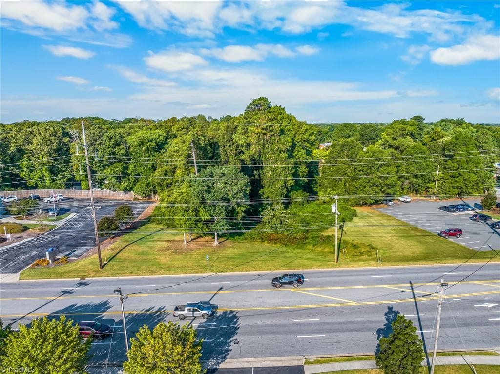 Commercial at 1702 Westchester Drive, High Point NC 27262, photo 3 of 13