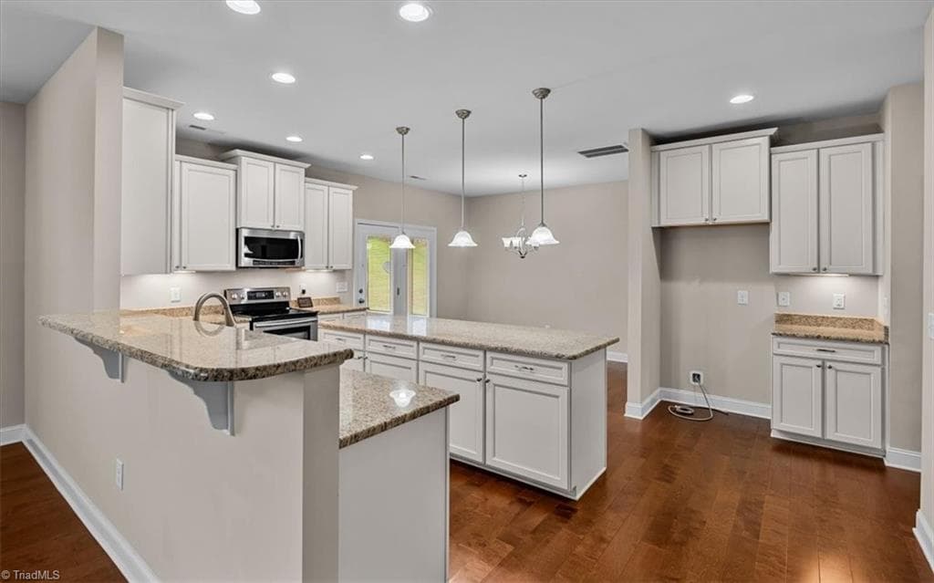 Stick/Site Built at 3694 Vestavia Drive, Kernersville NC 27284, Kernersville, photo 11 of 86
