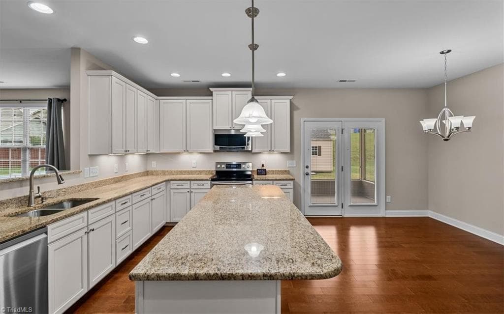 Stick/Site Built at 3694 Vestavia Drive, Kernersville NC 27284, Kernersville, photo 15 of 86