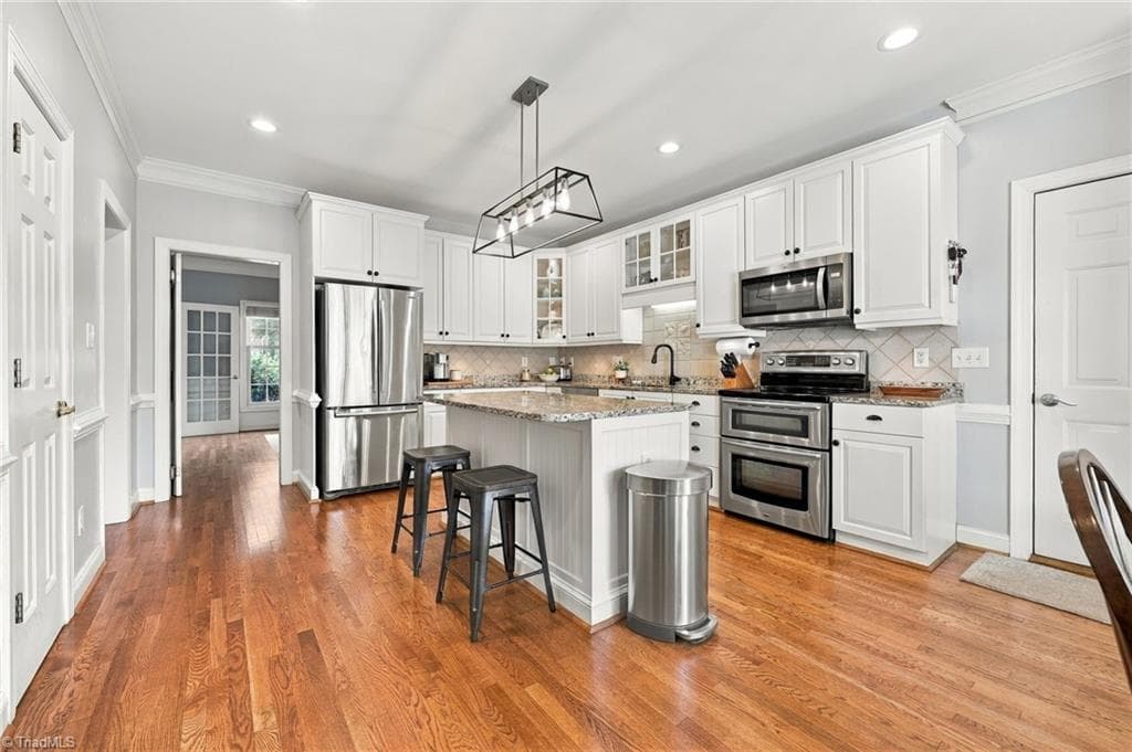 Stick/Site Built at 4325 Oakton Drive, High Point NC 27265, High Point, photo 19 of 90