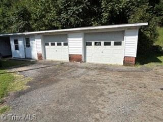 Stick/Site Built at 2101 Mount Sinai Road, Wilkesboro NC 28697, Wilkesboro, photo 3 of 28