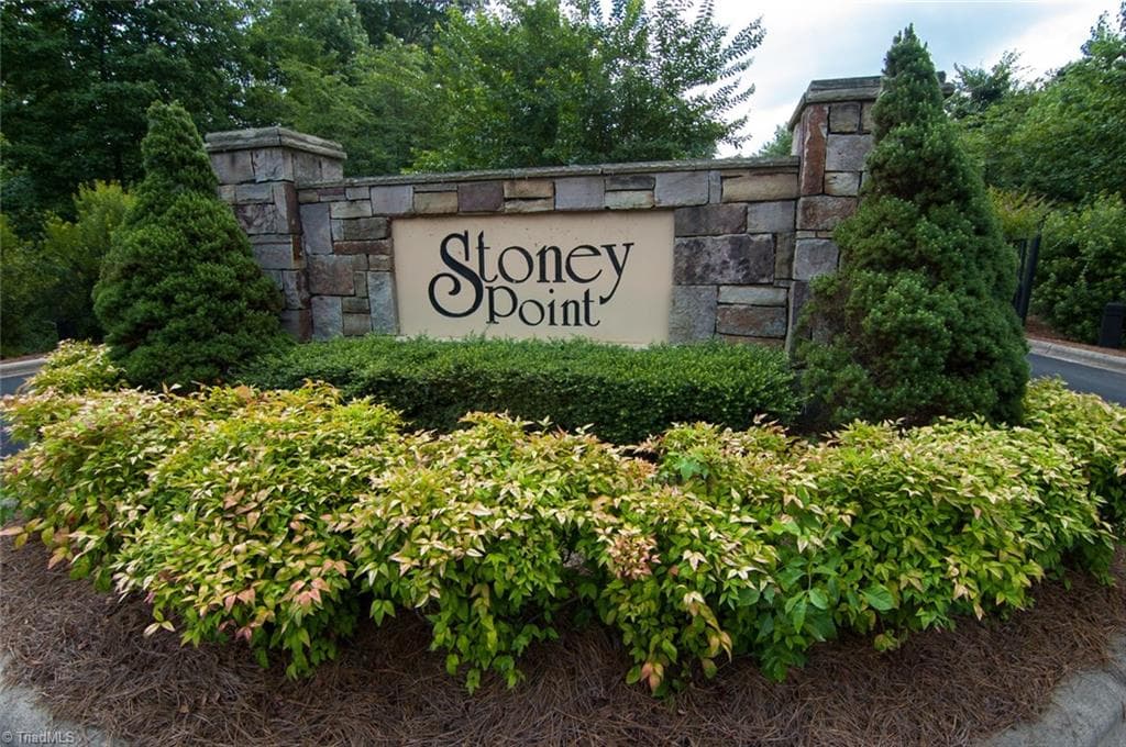 Single Family Residence at 497 Harbor Drive W, Lexington NC 27292, Lexington, photo 5 of 28