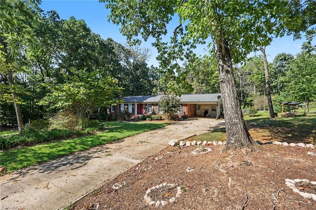 Stick/Site Built at 1210 Billy Walker Road, Asheboro NC 27205, Asheboro, photo 7 of 20