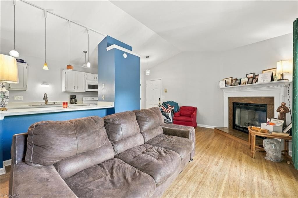 Stick/Site Built at 5928 W Friendly Avenue # M, Greensboro NC 27410, Greensboro, photo 17 of 100