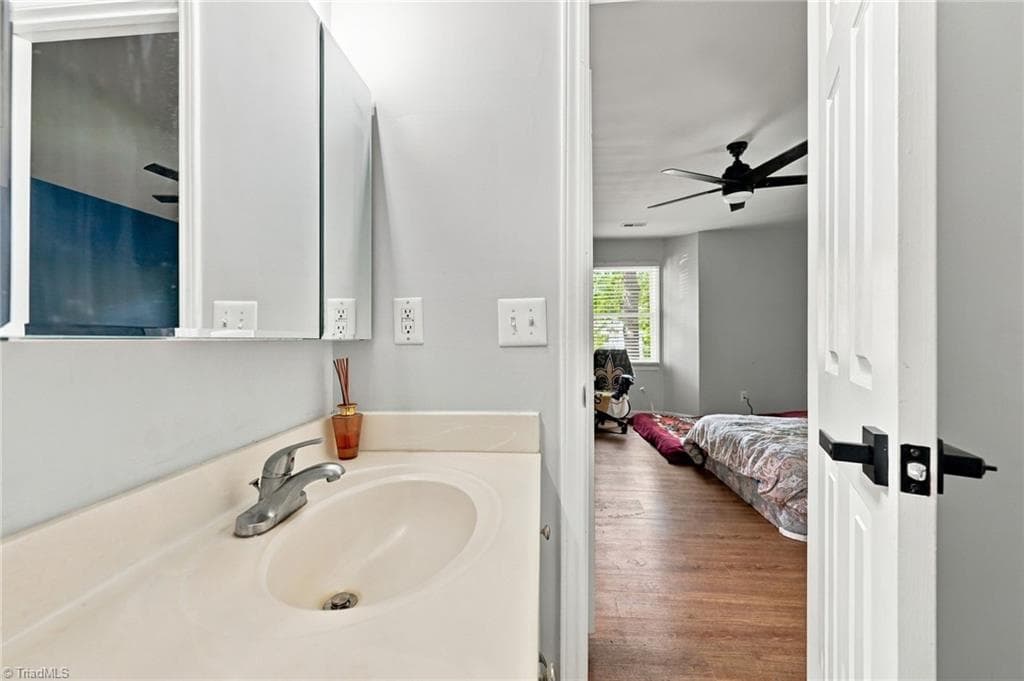 Stick/Site Built at 5928 W Friendly Avenue # M, Greensboro NC 27410, Greensboro, photo 37 of 100