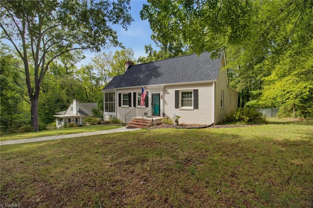 Stick/Site Built at 925 Seymour Court, Eden NC 27288, Eden, photo 3 of 60