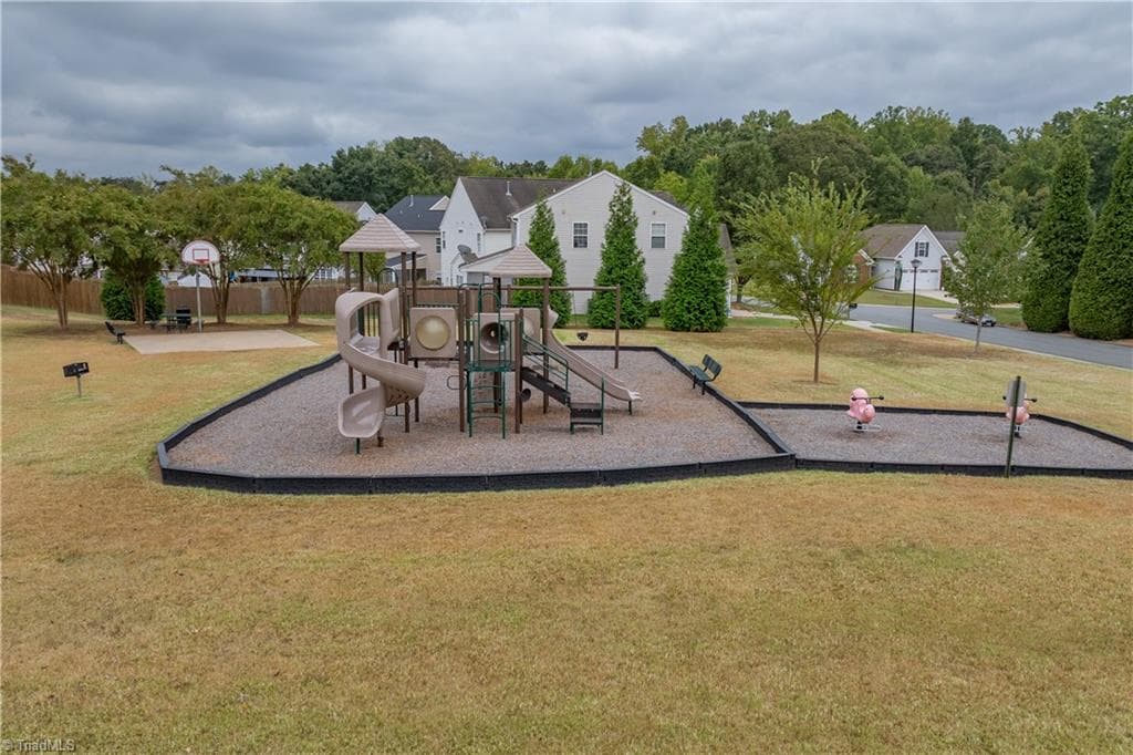 Stick/Site Built at 6009 Accord Court, Pfafftown NC 27040, Pfafftown, photo 40 of 41