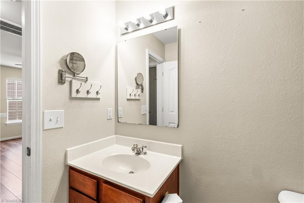 Stick/Site Built at 6009 Accord Court, Pfafftown NC 27040, Pfafftown, photo 31 of 41