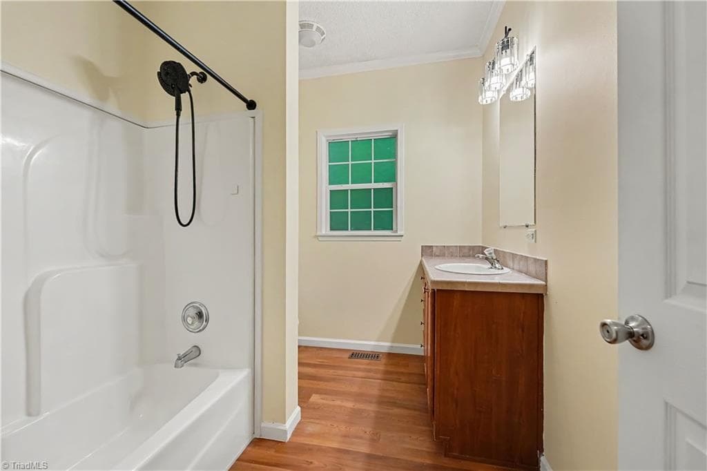 Modular at 1706 Whites Mill Road, High Point NC 27265, photo 23 of 38