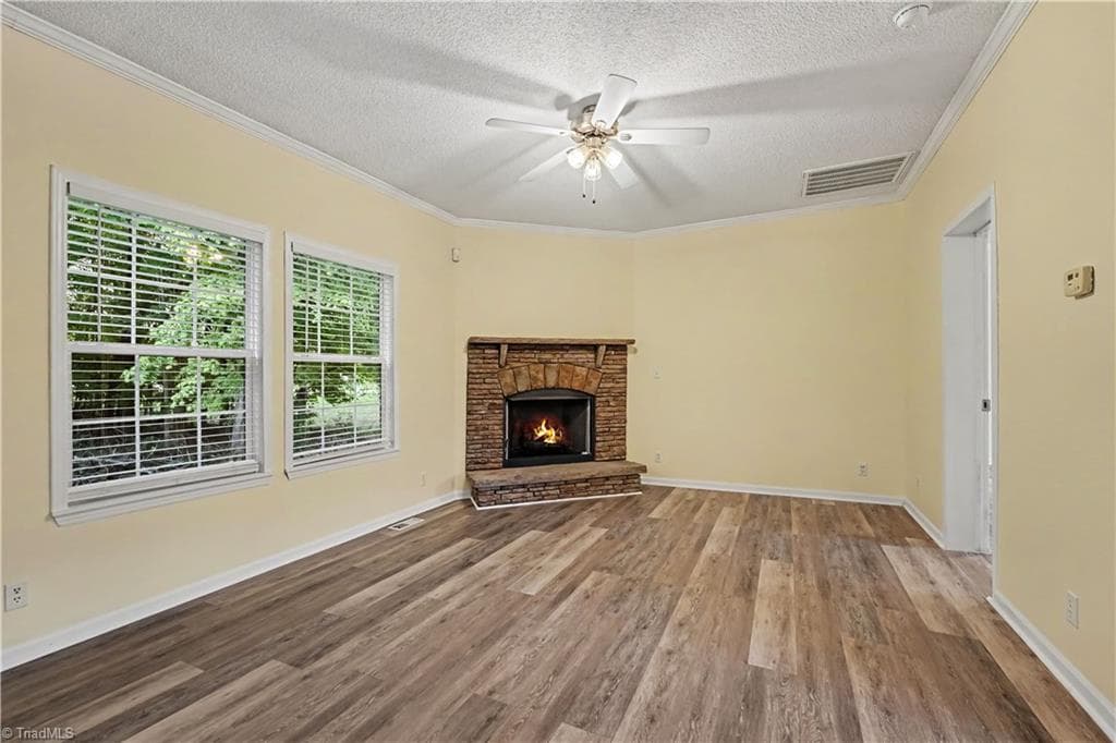 Modular at 1706 Whites Mill Road, High Point NC 27265, photo 13 of 38