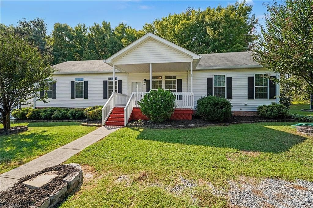 Modular at 1706 Whites Mill Road, High Point NC 27265, photo 3 of 38