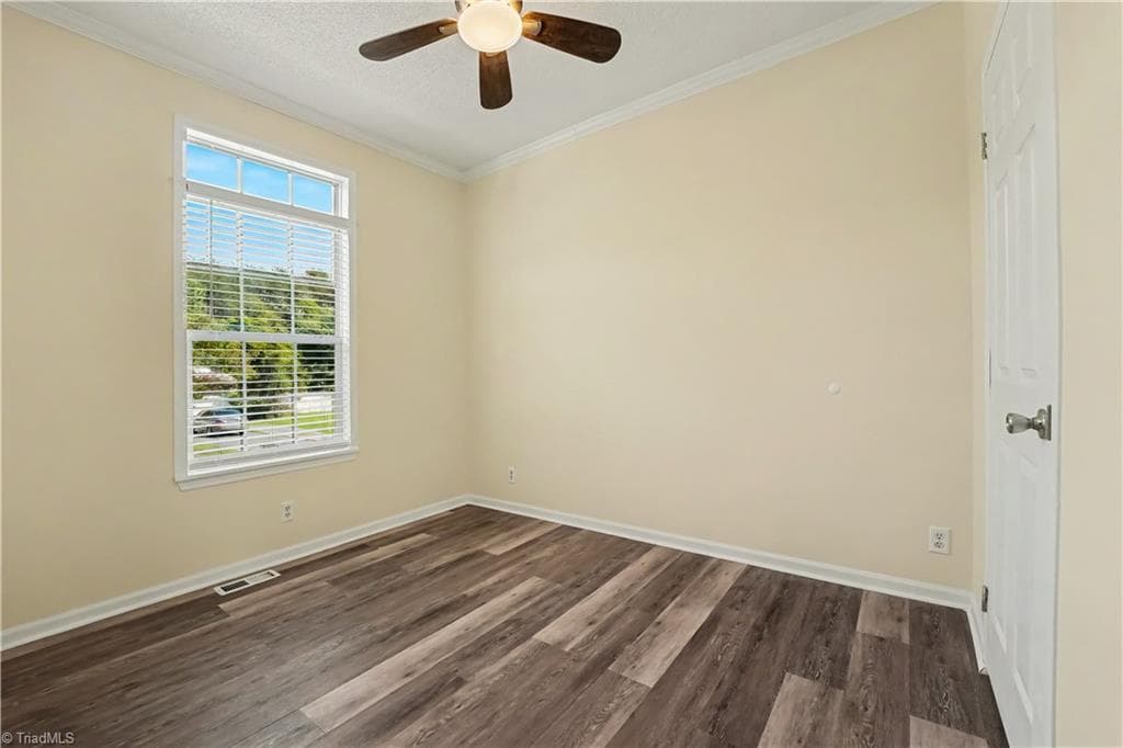Modular at 1706 Whites Mill Road, High Point NC 27265, photo 21 of 38