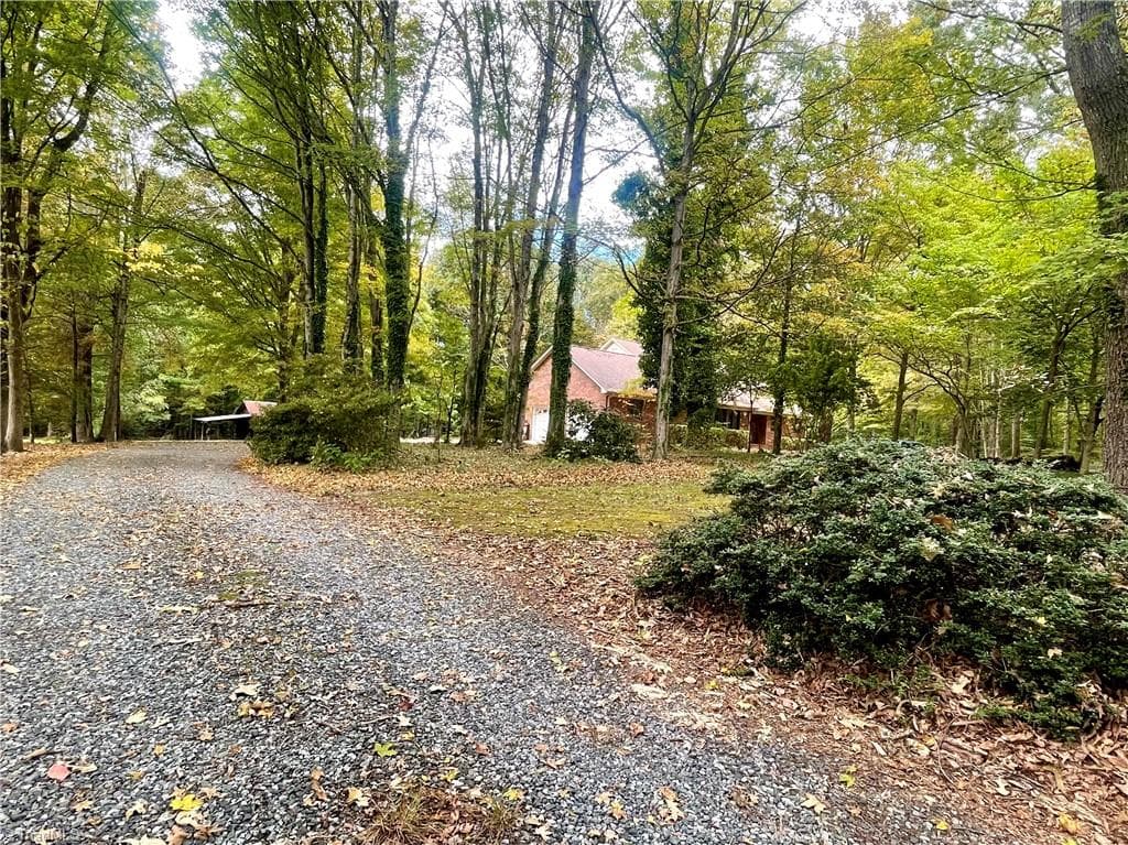 Stick/Site Built at 1121 Old Greensboro Road, Thomasville NC 27360, Thomasville, photo 12 of 48