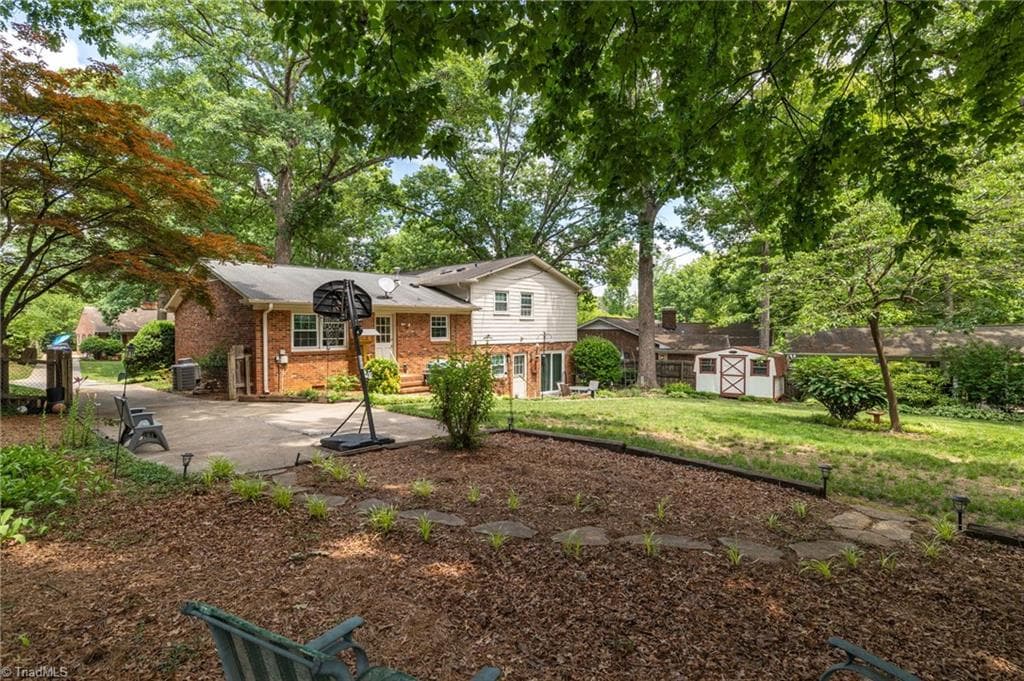 Stick/Site Built at 1711 Duval Drive, Greensboro NC 27410, photo 33 of 38