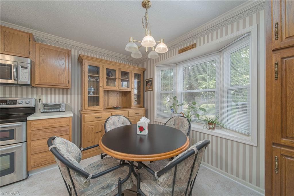 Stick/Site Built at 652 Lantern Ridge Drive, Winston-Salem NC 27104, photo 5 of 24