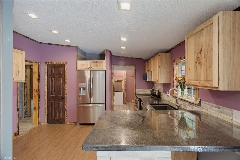 Manufactured Home at 202 Pond Trail, Reidsville NC 27320, Reidsville, photo 13 of 54
