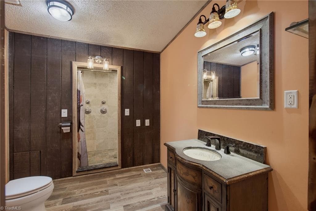 Manufactured Home at 202 Pond Trail, Reidsville NC 27320, Reidsville, photo 29 of 54
