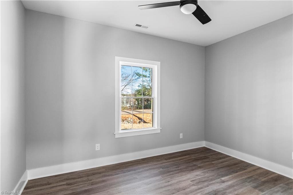Stick/Site Built at 2328 Summerlin Street, Winston-Salem NC 27103, Winston-Salem, photo 26 of 34
