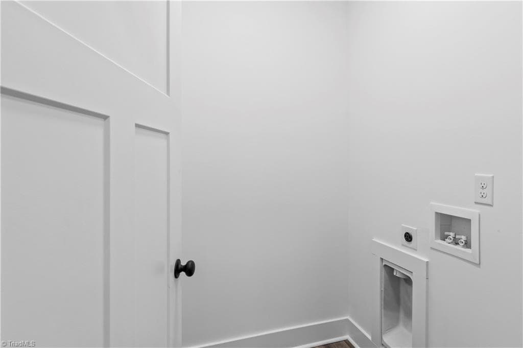 Stick/Site Built at 2328 Summerlin Street, Winston-Salem NC 27103, Winston-Salem, photo 14 of 34