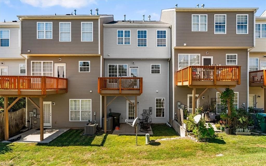 Stick/Site Built at 3908 Tarrant Trace Circle, High Point NC 27265, photo 40 of 49