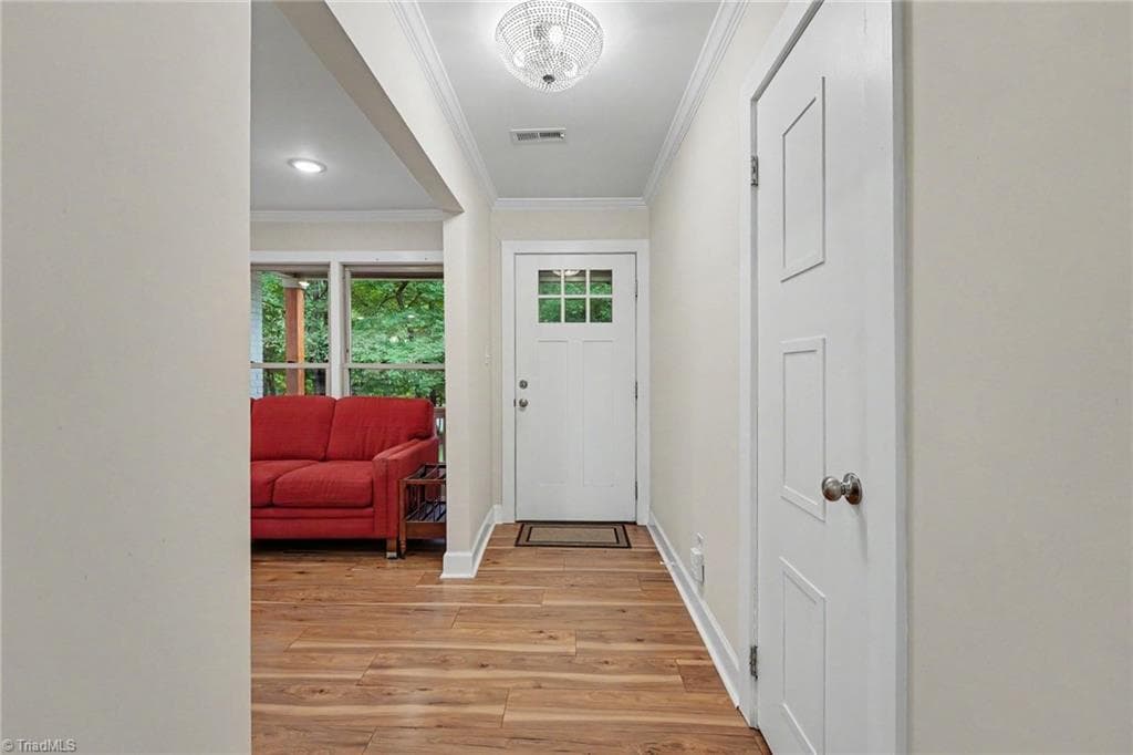 Stick/Site Built at 5107 Grandover Parkway, Greensboro NC 27407, photo 5 of 29
