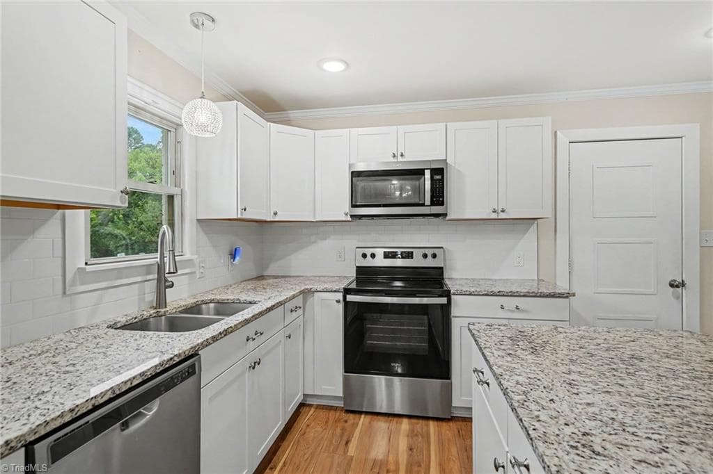 Stick/Site Built at 5107 Grandover Parkway, Greensboro NC 27407, photo 15 of 29