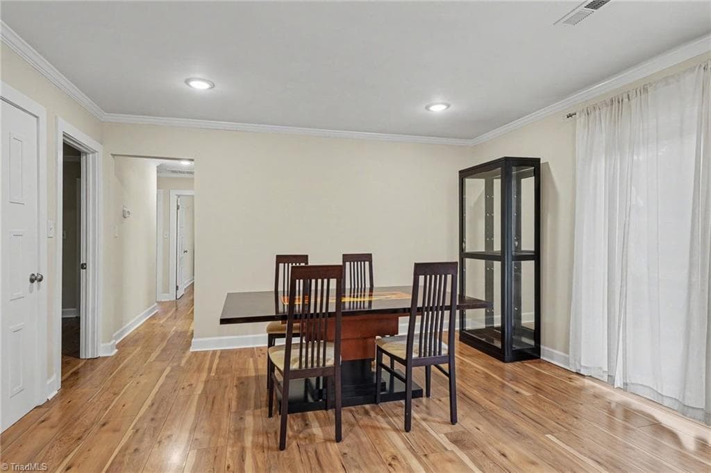 Stick/Site Built at 5107 Grandover Parkway, Greensboro NC 27407, photo 11 of 29