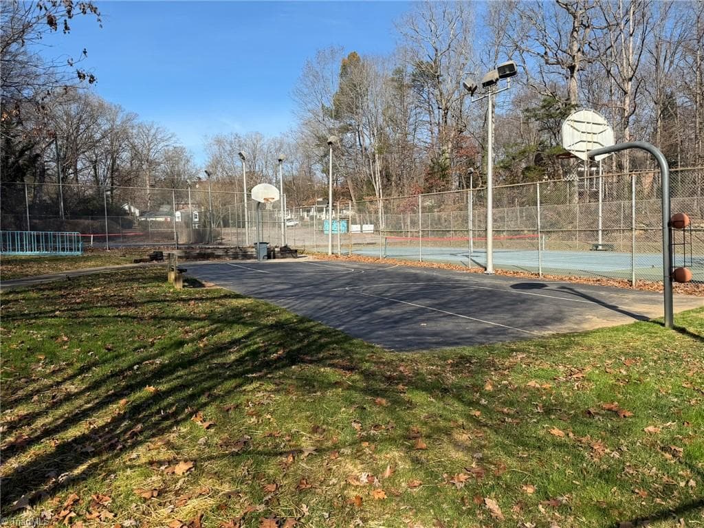 Stick/Site Built at 3959 Quilling Road, Winston-Salem NC 27104, Winston-Salem, photo 47 of 49