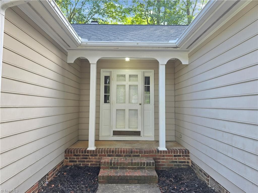 Stick/Site Built at 6509 River Hills Drive, Greensboro NC 27410, photo 27 of 41