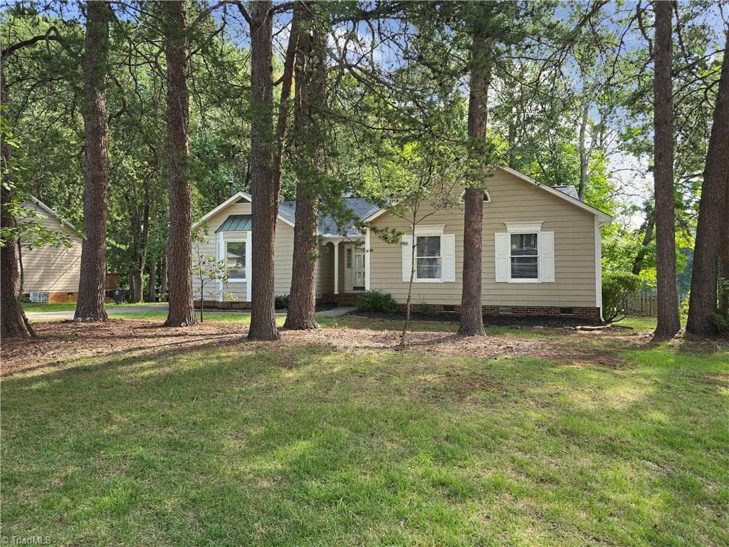 Stick/Site Built at 6509 River Hills Drive, Greensboro NC 27410, photo 35 of 41