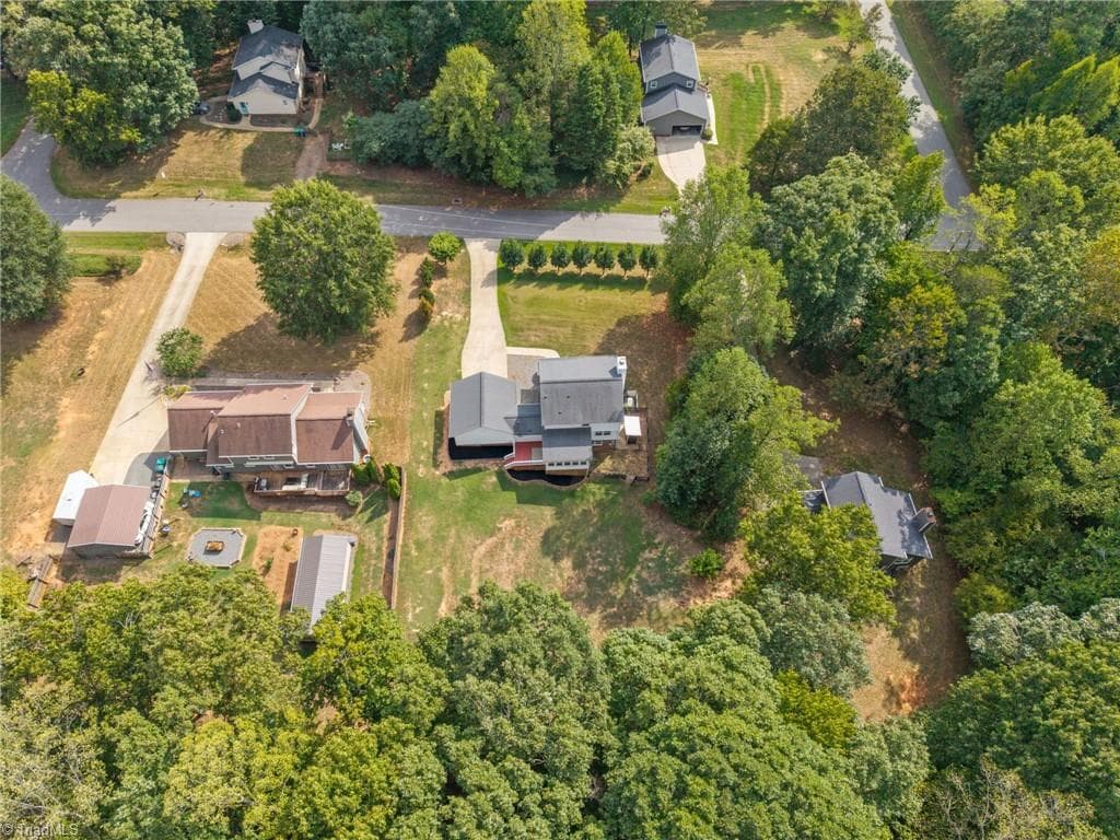 Stick/Site Built at 163 Somerset Drive, Reidsville NC 27320, Reidsville, photo 3 of 96