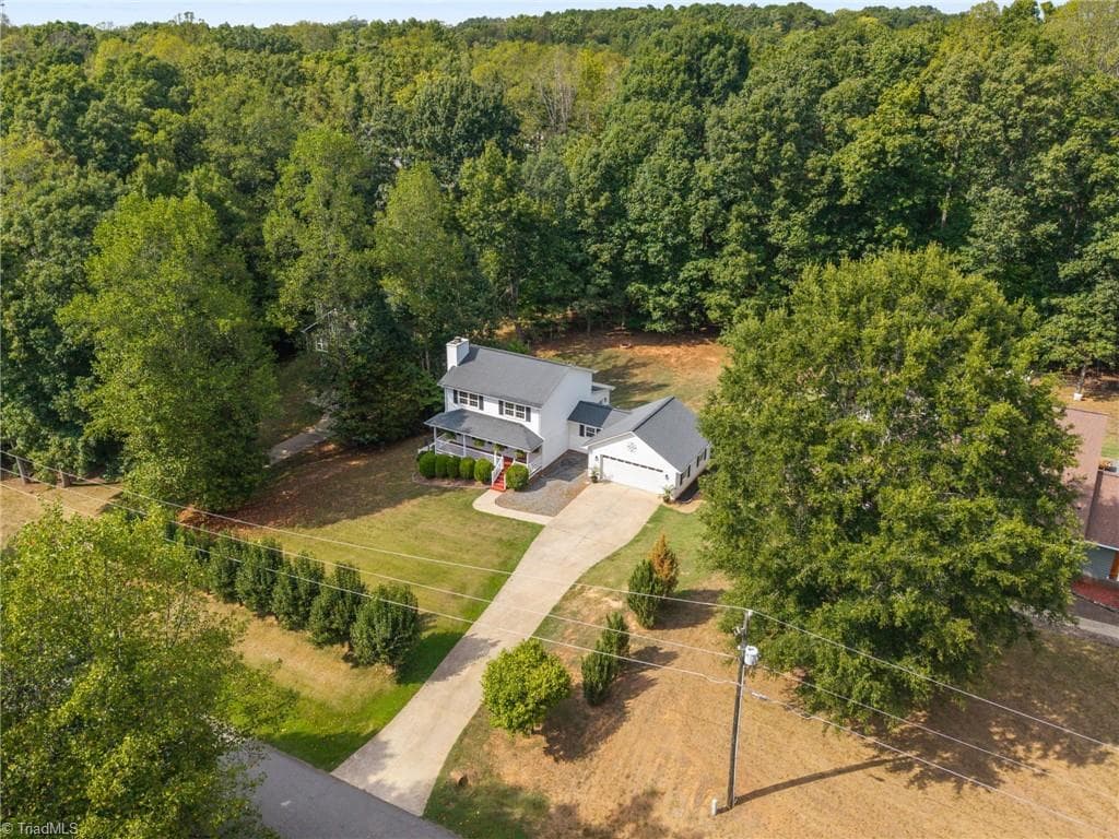 Stick/Site Built at 163 Somerset Drive, Reidsville NC 27320, Reidsville, photo 11 of 96
