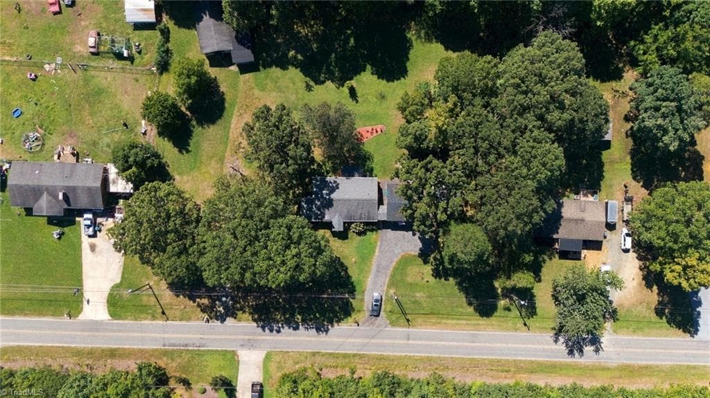 Stick/Site Built at 516 Old Embler Road, Thomasville NC 27360, Thomasville, photo 53 of 54