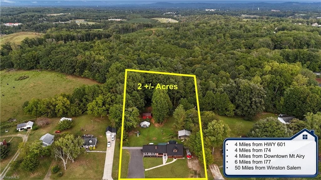 Stick/Site Built at 1098 Red Brush Road, Mount Airy NC 27030, Mount Airy, photo 3 of 44