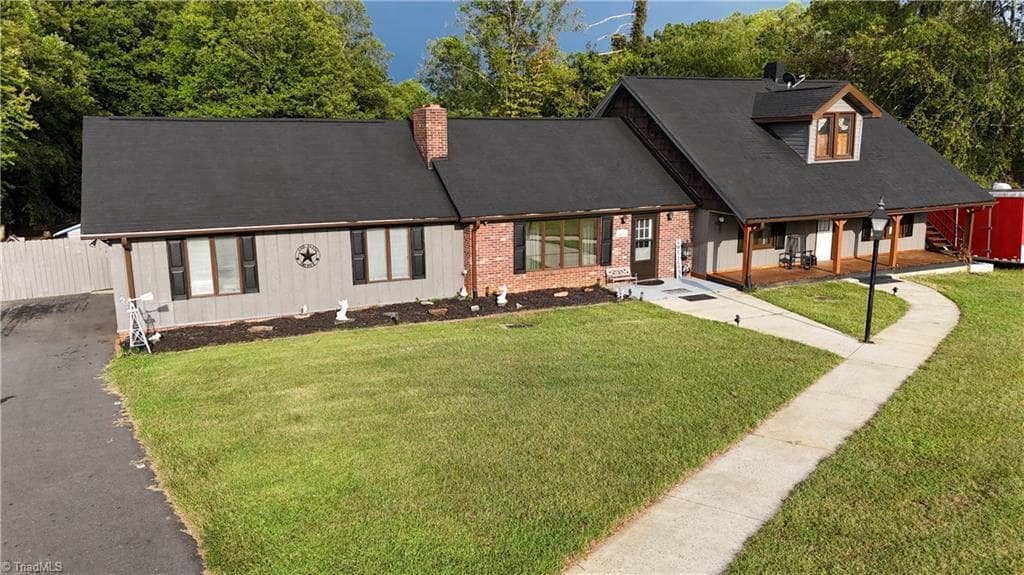 1098 Red Brush Road, Mount Airy NC 27030