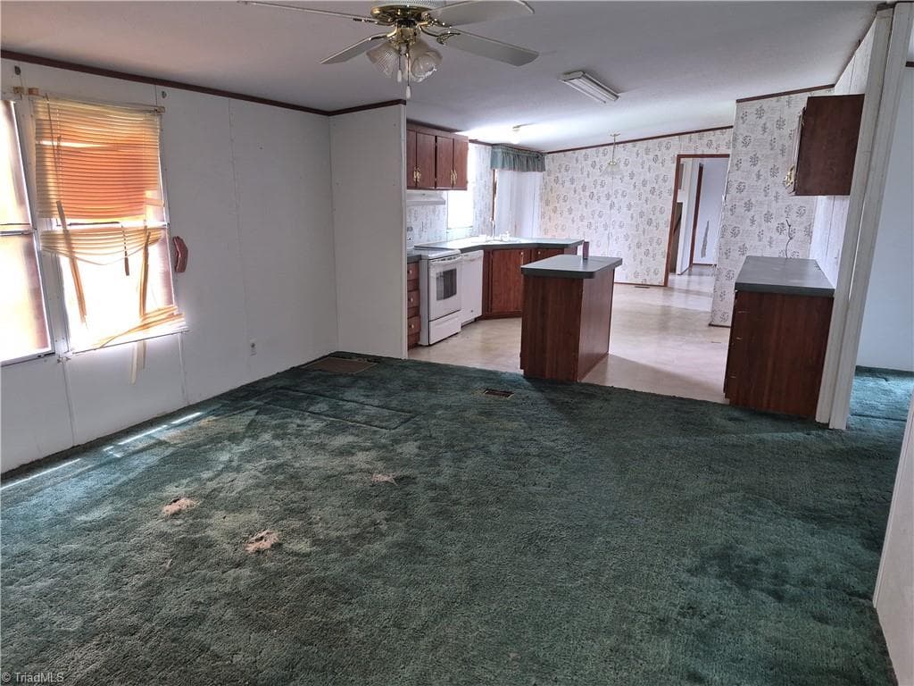 Manufactured Home at 168 Fawn Brook Drive, Lexington NC 27292, Lexington, photo 11 of 42
